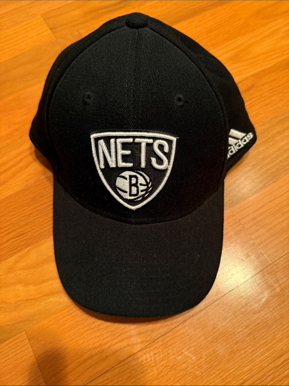 adidas Black Brooklyn Nets Embroidered Logo Cap